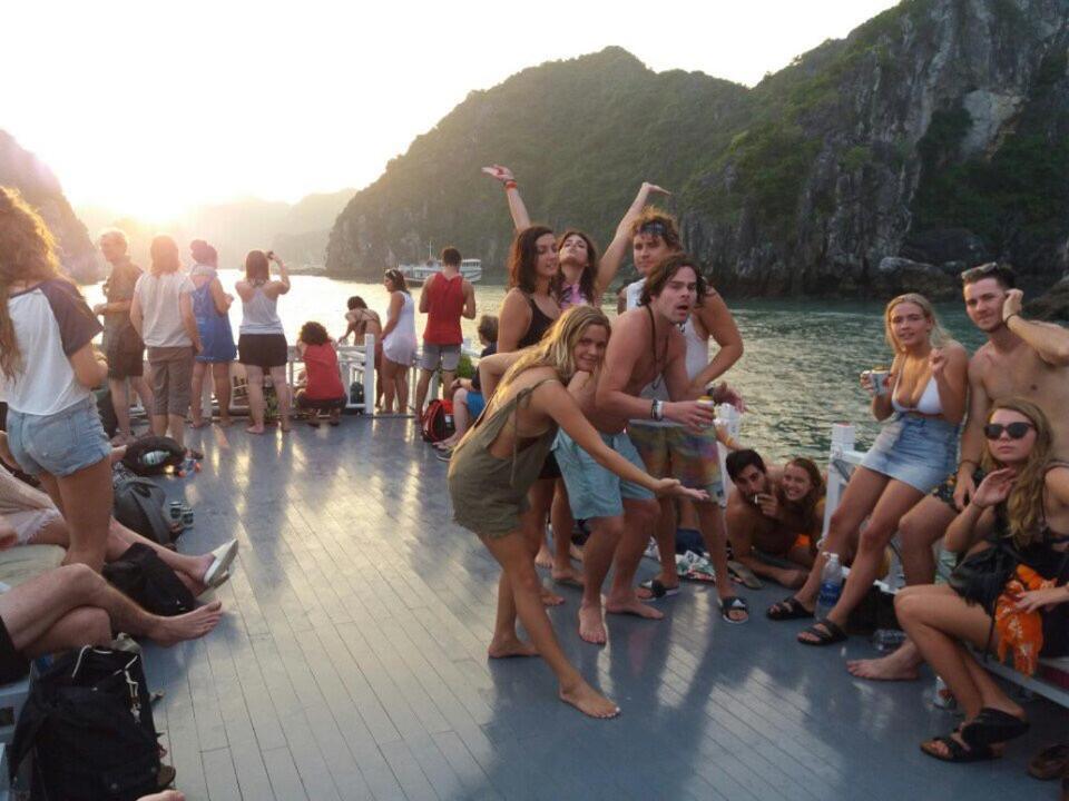 Sea Dragon Hotel Dong Khe Sau Eksteriør billede
